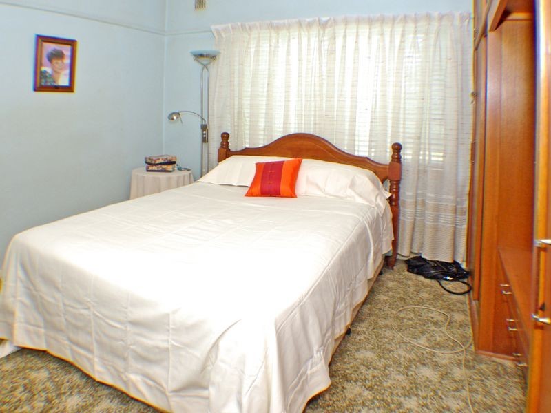 22 Park Road, East Hills NSW 2213