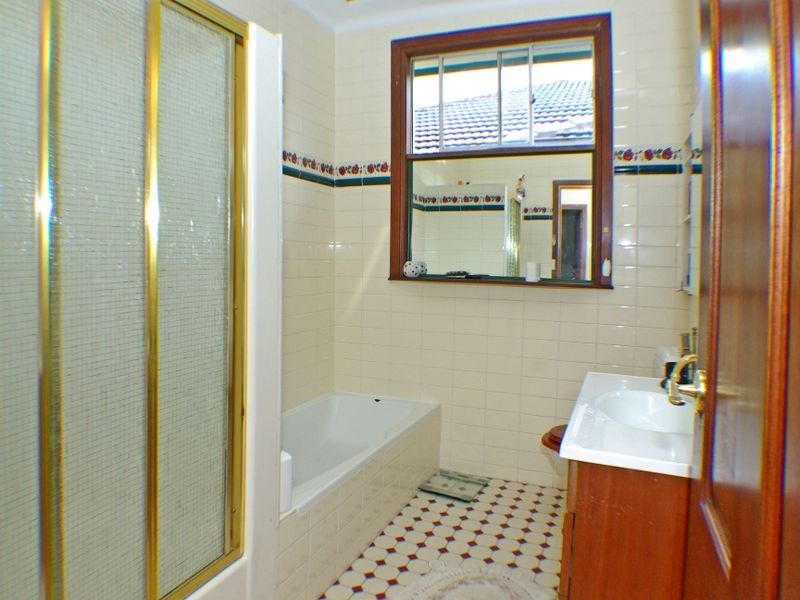 87 Chamberlain Road, Padstow Heights NSW 2211