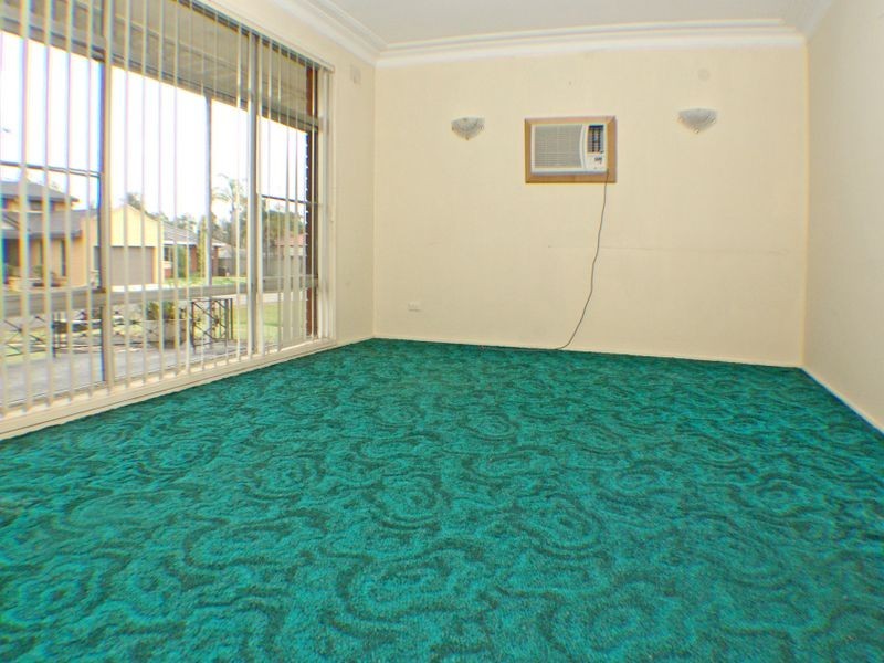 11 Oxley Avenue, Panania NSW 2213