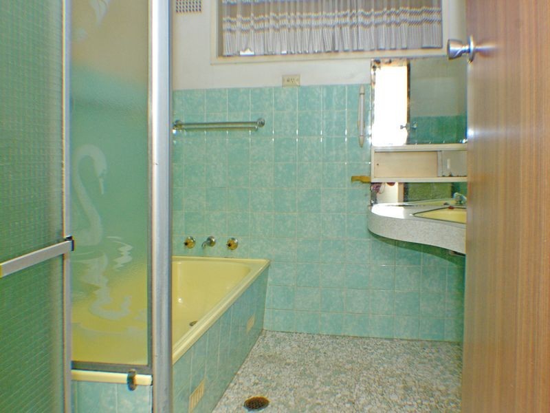 11 Oxley Avenue, Panania NSW 2213