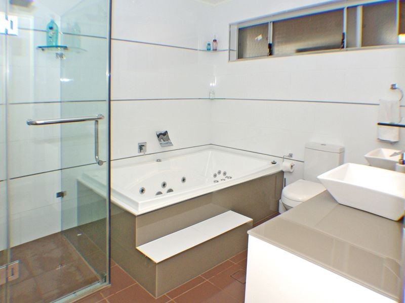 8 Vera Place, Padstow Heights NSW 2211