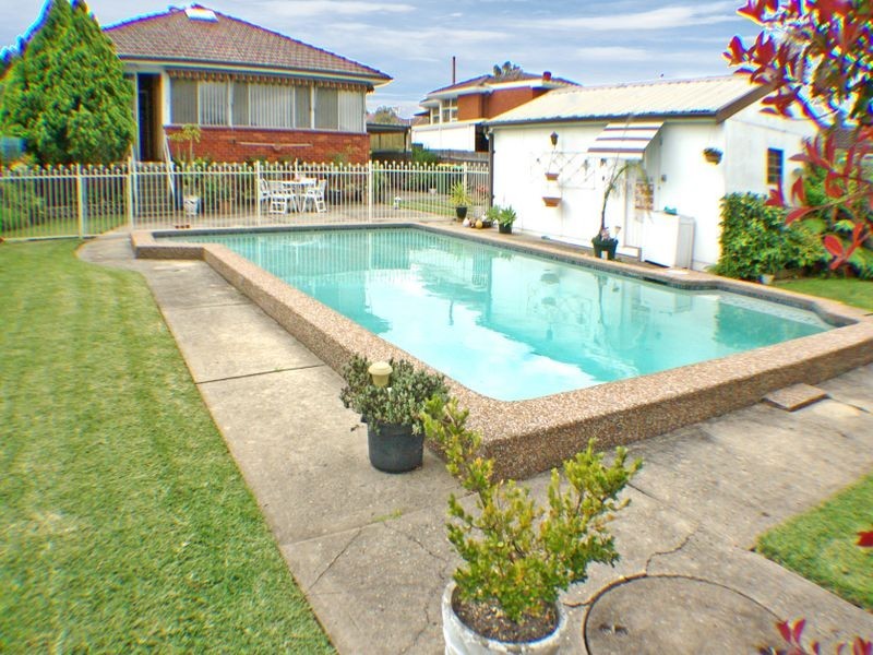 24 Wall Avenue, Panania NSW 2213