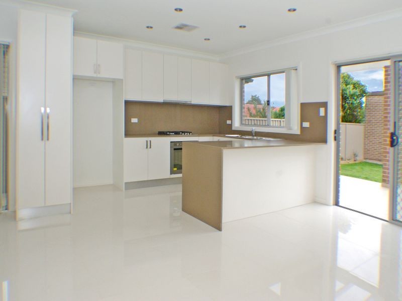 196 Gibson Avenue, Padstow NSW 2211