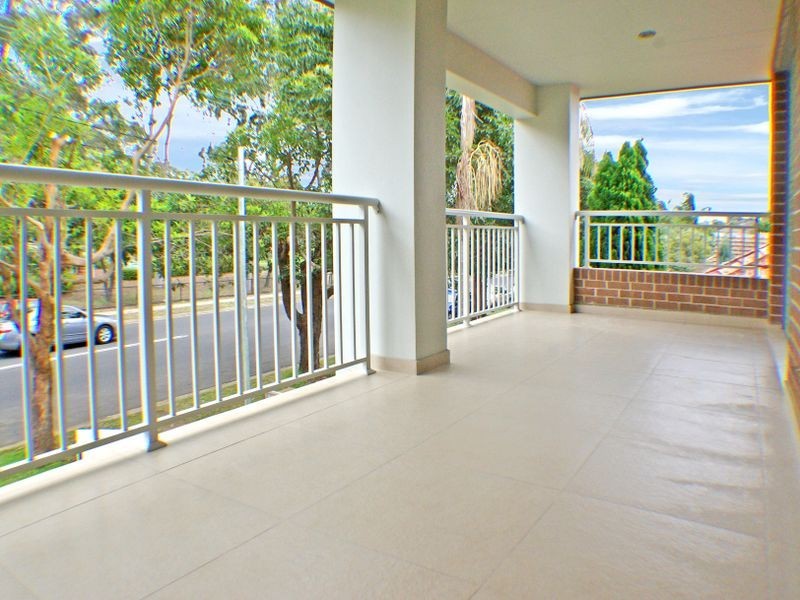 196 Gibson Avenue, Padstow NSW 2211