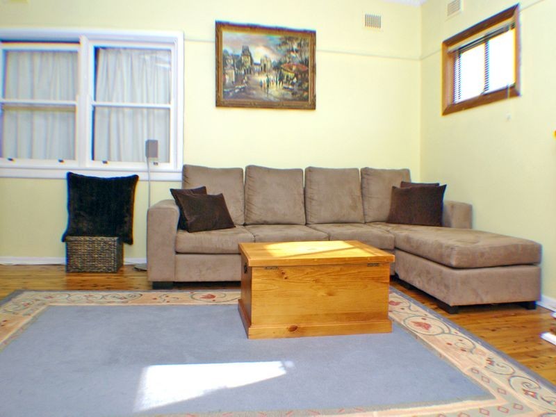 28 Uralla Avenue, Padstow NSW 2211