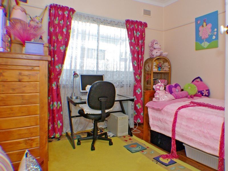 28 Uralla Avenue, Padstow NSW 2211