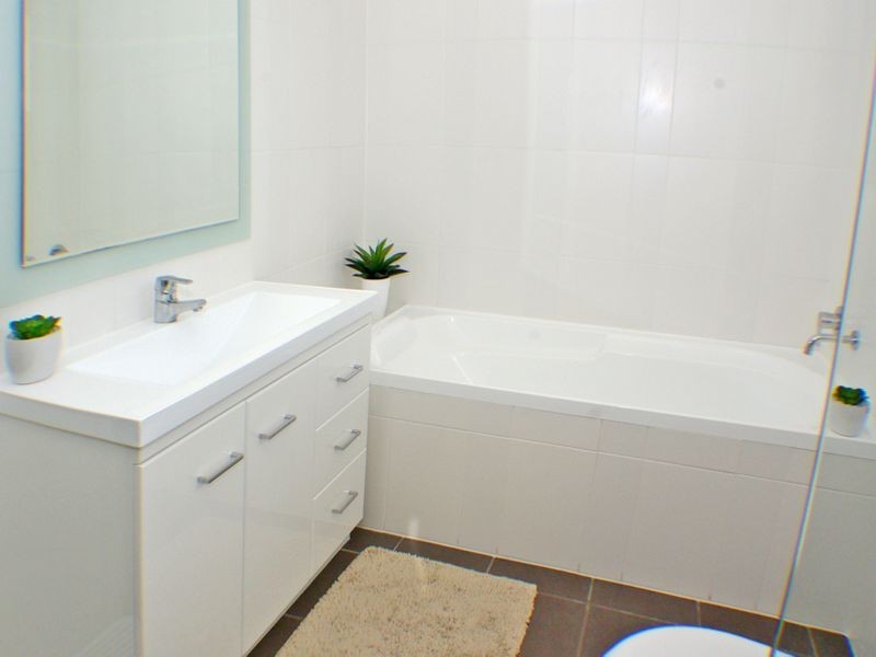 24 Seidel Avenue, Picnic Point NSW 2213