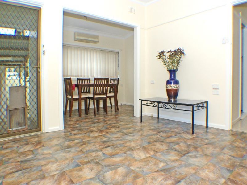 82 Morotai Road, Revesby Heights NSW 2212