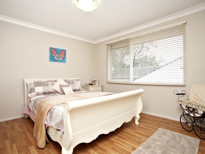 2 Orford Place, Illawong NSW 2234