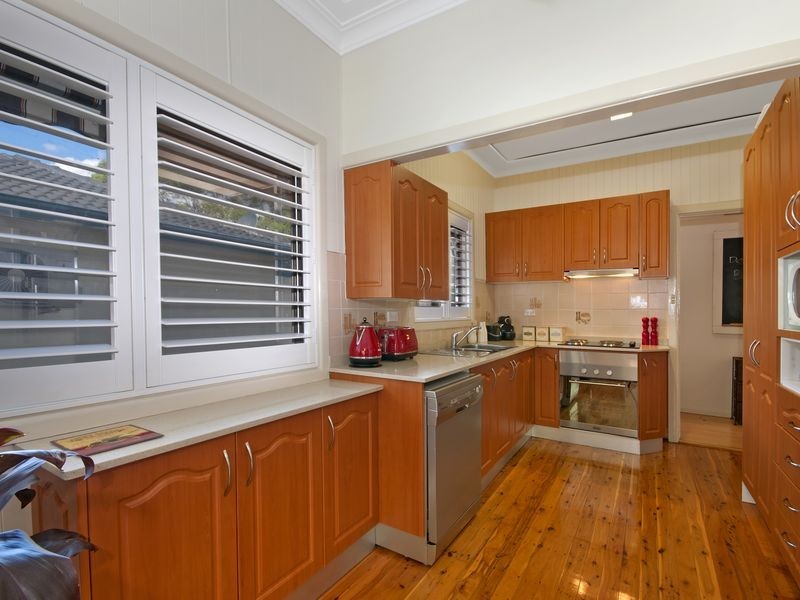 108 Thomas Street, Picnic Point NSW 2213
