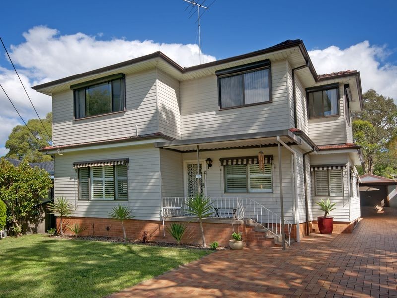 108 Thomas Street, Picnic Point NSW 2213