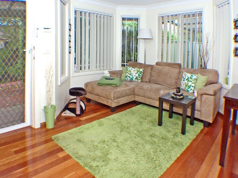 2/89 Vega Street, Revesby NSW 2212