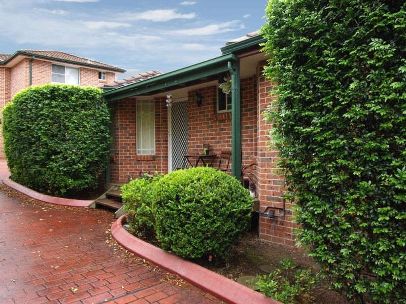2/89 Vega Street, Revesby NSW 2212