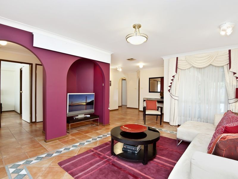 7 Lemongum Place, Alfords Point NSW 2234