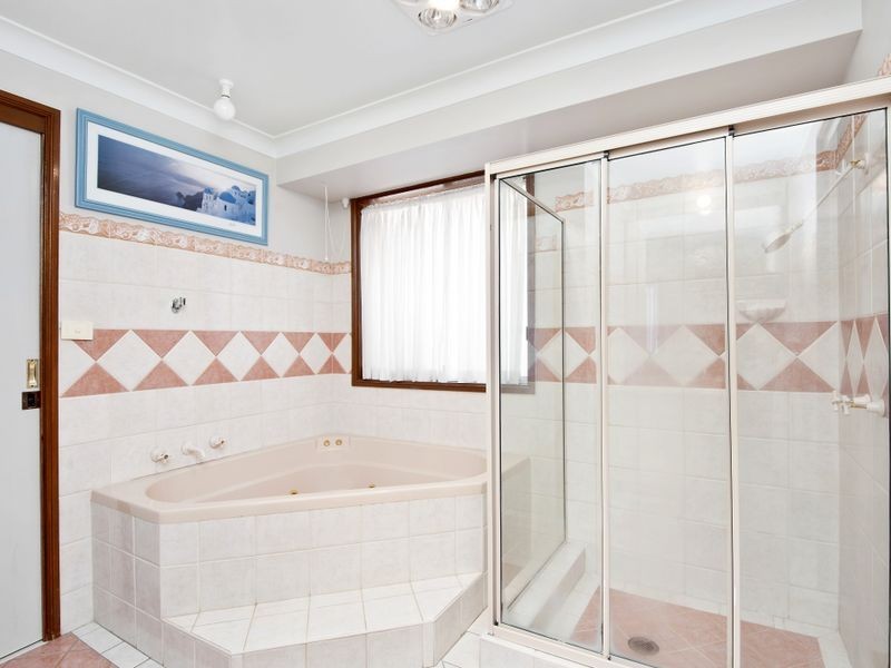 7 Lemongum Place, Alfords Point NSW 2234