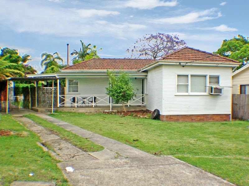 17 Gracemar Avenue, Panania NSW 2213