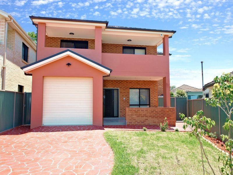 10 Jeanette Street, Padstow NSW 2211