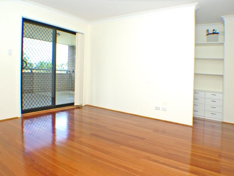 10 Beaconsfield Street, Revesby NSW 2212