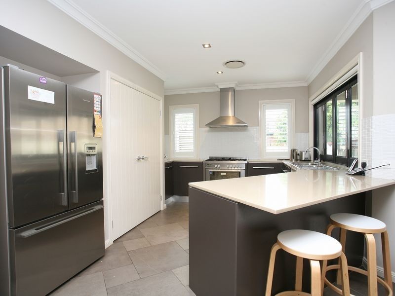 176 Lambeth Street, Picnic Point NSW 2213