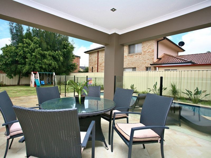 176 Lambeth Street, Picnic Point NSW 2213