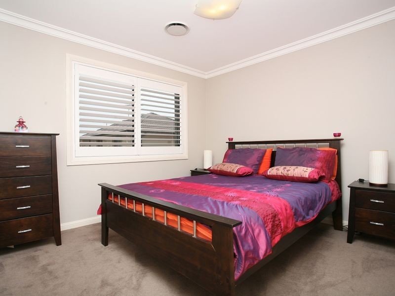 176 Lambeth Street, Picnic Point NSW 2213