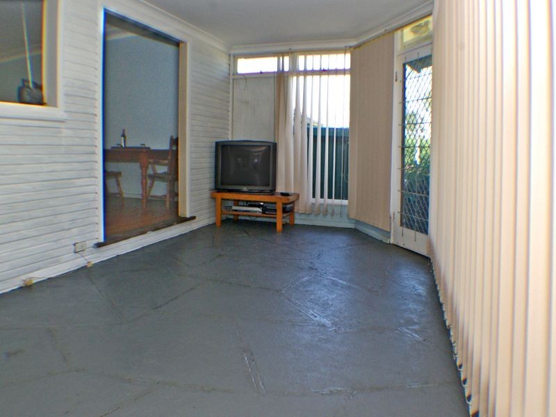 1 Park Road, East Hills NSW 2213