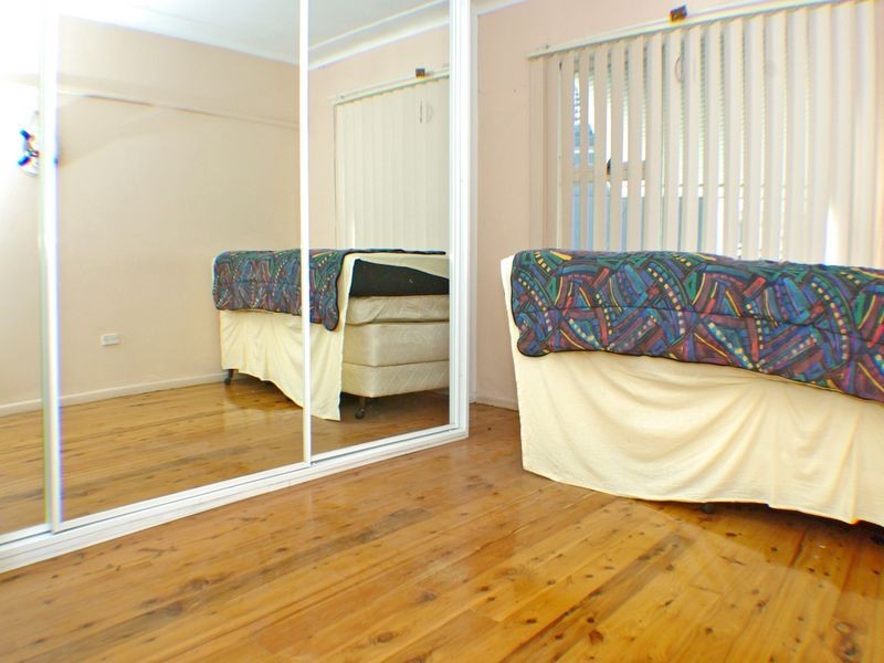 1 Park Road, East Hills NSW 2213