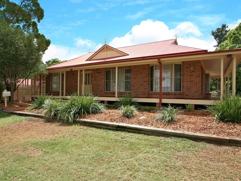 30 Henry Kendall Avenue, Padstow Heights NSW 2211