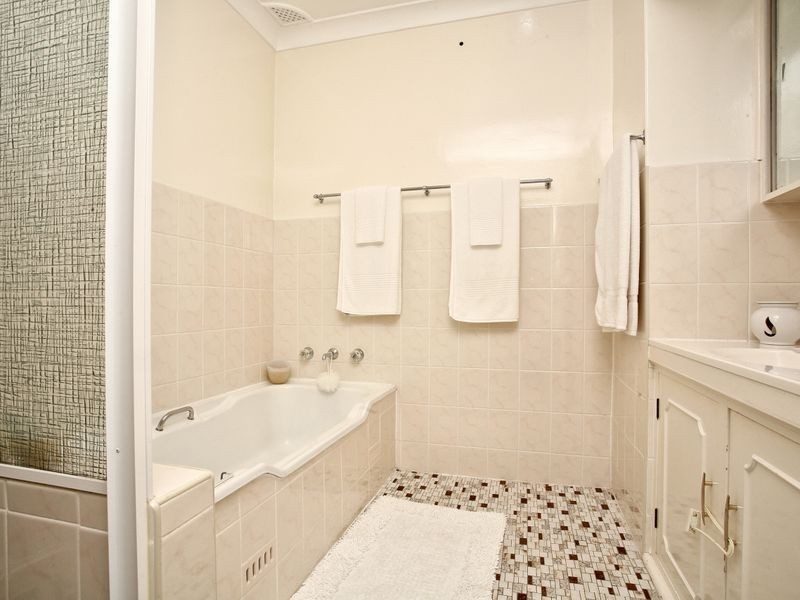 25 Nambucca Place, Padstow NSW 2211