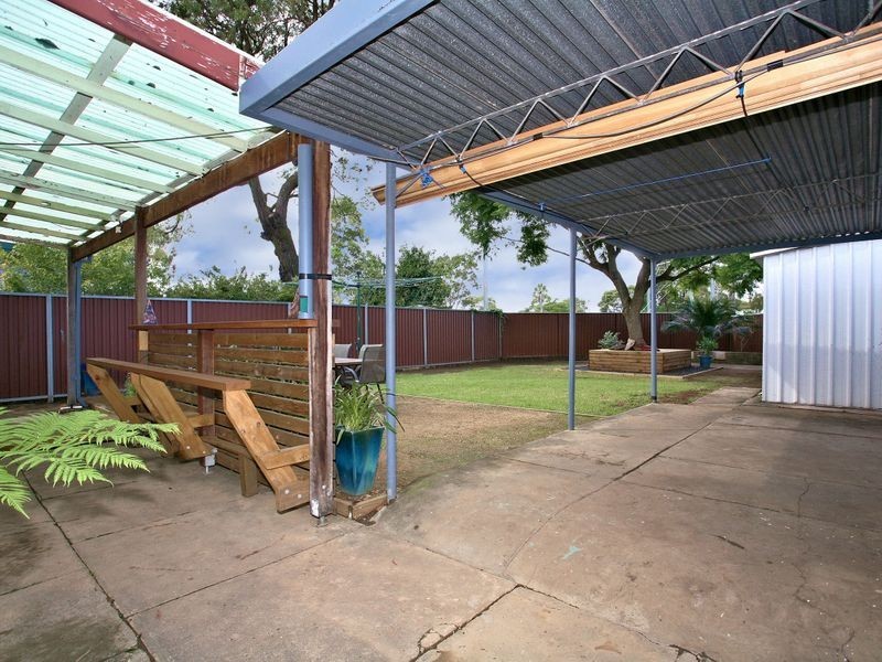 3 Park Road, East Hills NSW 2213
