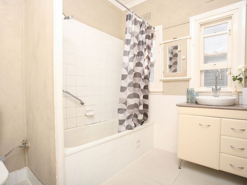 3 Park Road, East Hills NSW 2213