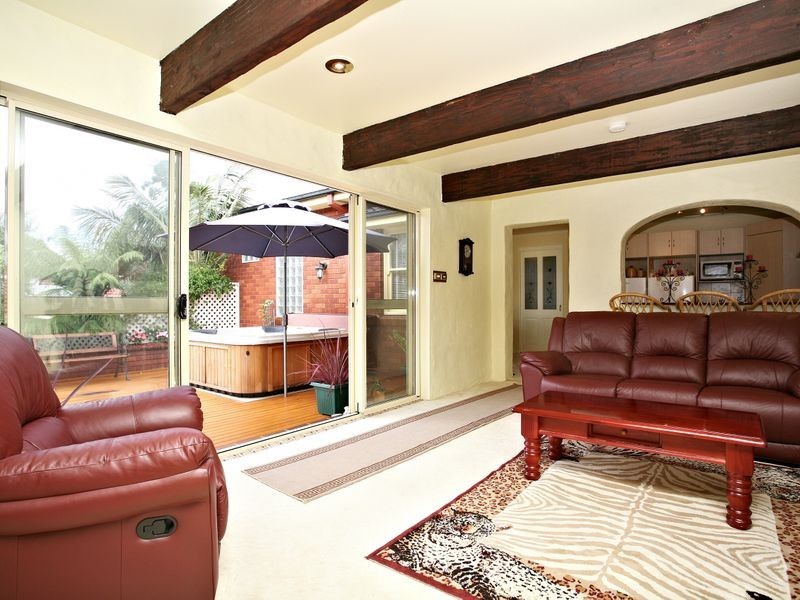 4 Shepherd Avenue, Padstow Heights NSW 2211