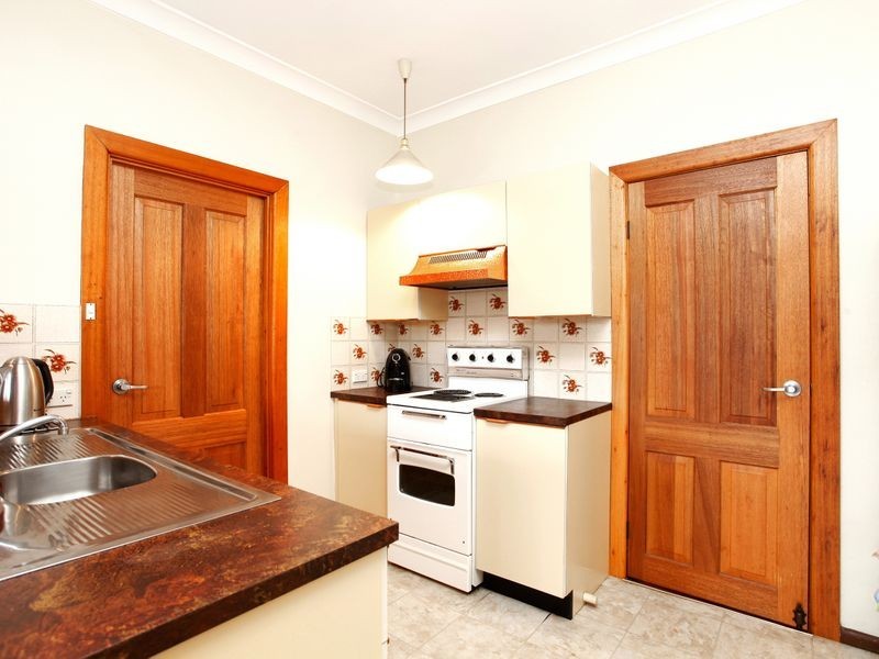 10 Astley Avenue, Padstow NSW 2211