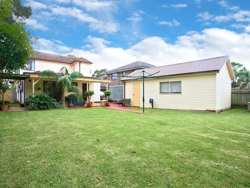 15 Langdale Avenue, Revesby NSW 2212