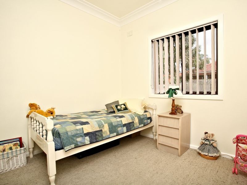 15 Langdale Avenue, Revesby NSW 2212