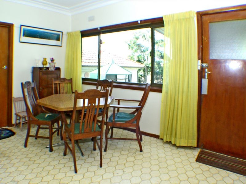 39 Louie Street, Padstow NSW 2211