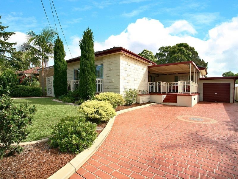 21 Thomas Street, Picnic Point NSW 2213