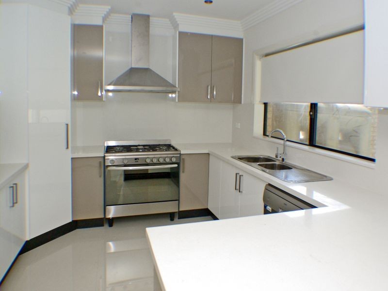 15 Worsley Street, East Hills NSW 2213