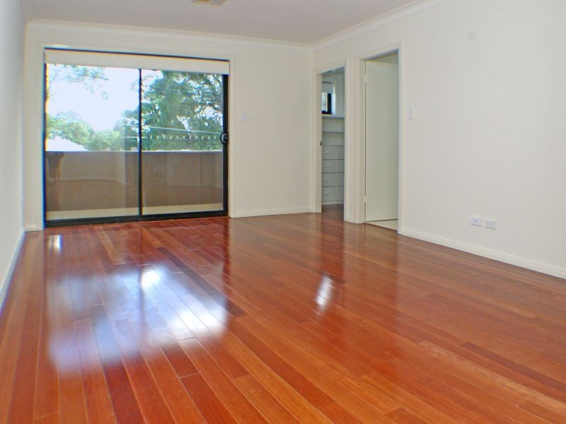 15 Worsley Street, East Hills NSW 2213