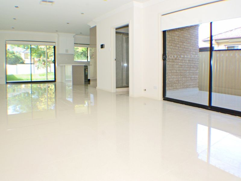 15A Worsley Street, East Hills NSW 2213