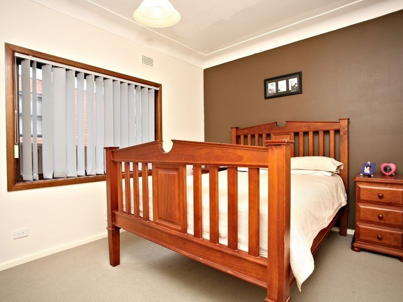 11 Dravet Street, Padstow NSW 2211