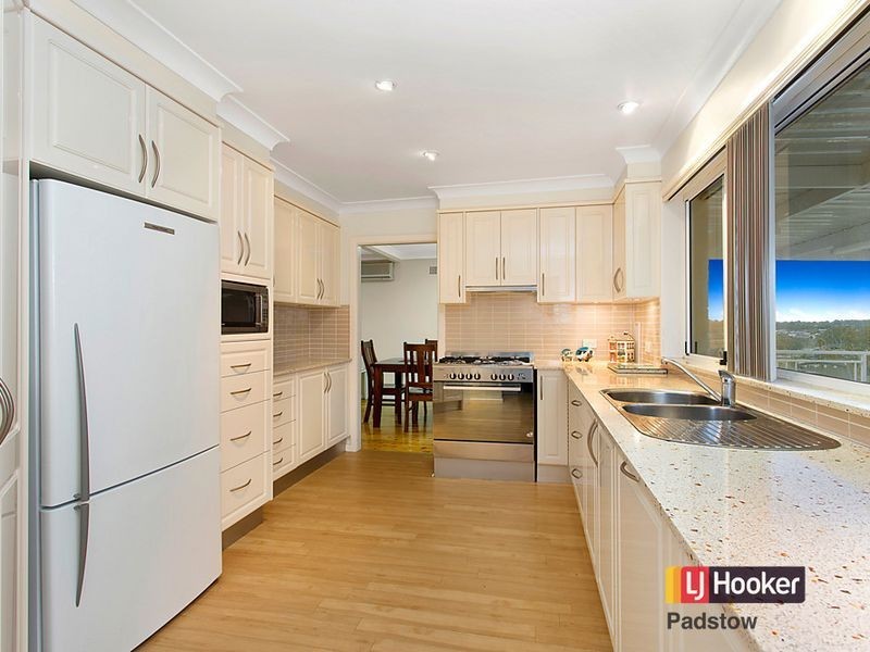 34 Henry Kendall Avenue, Padstow Heights NSW 2211