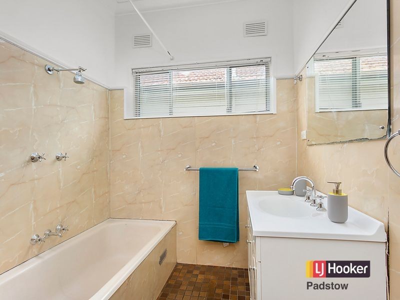 26 Treatt Avenue, Padstow NSW 2211