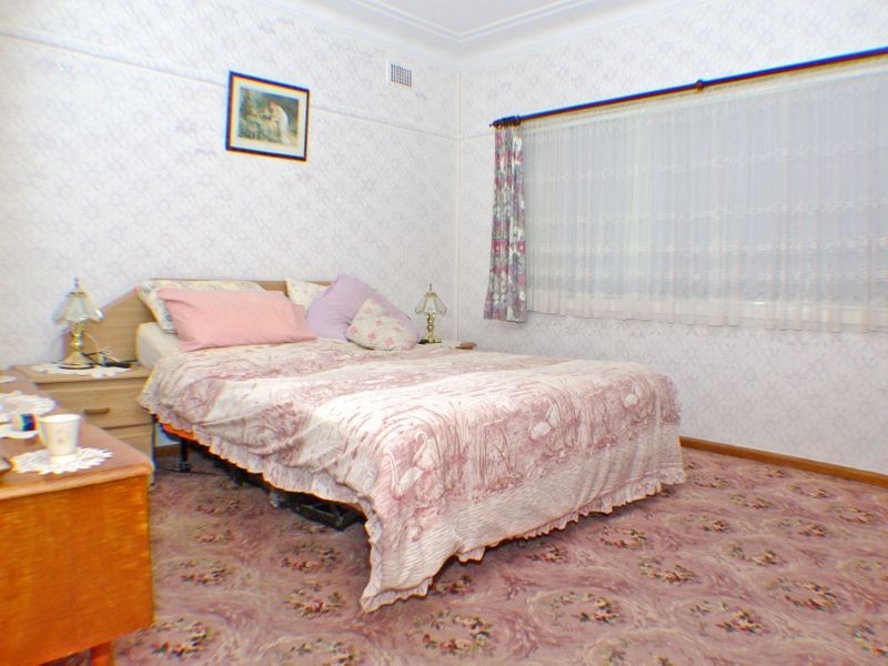 1 Condon Avenue, Panania NSW 2213