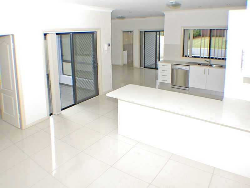 2A Lehn Road, East Hills NSW 2213