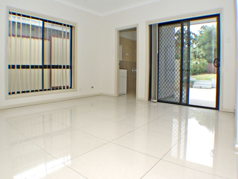 2A Lehn Road, East Hills NSW 2213