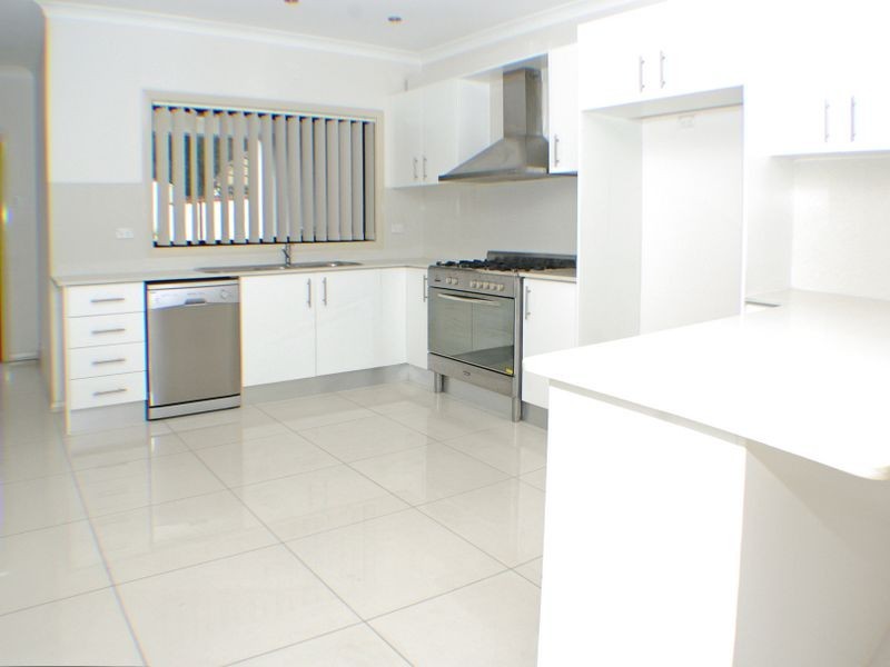 2A Lehn Road, East Hills NSW 2213