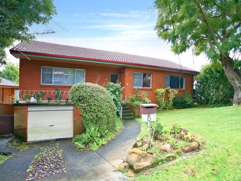 8 Susan Ave, Padstow Heights NSW 2211