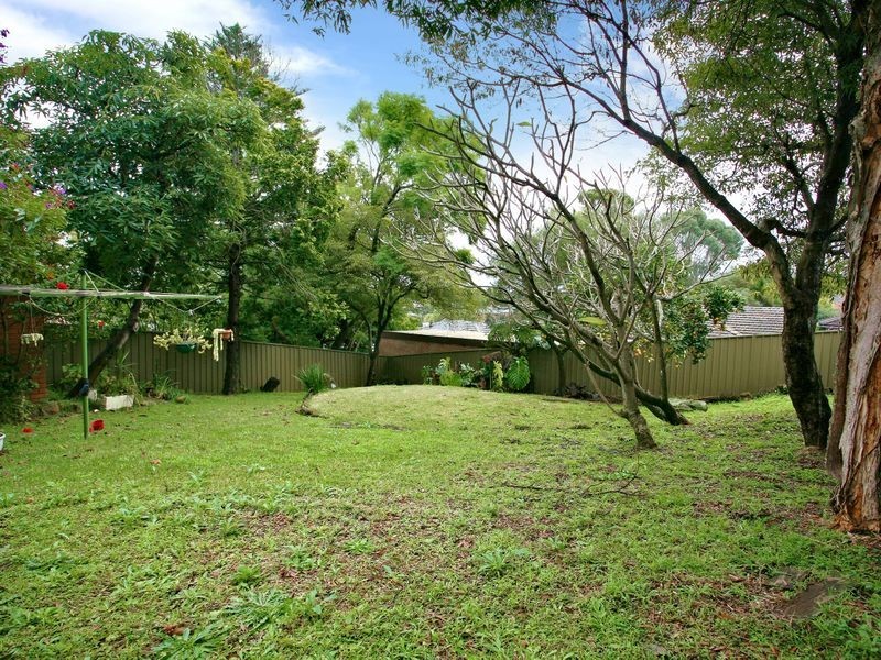 8 Susan Ave, Padstow Heights NSW 2211