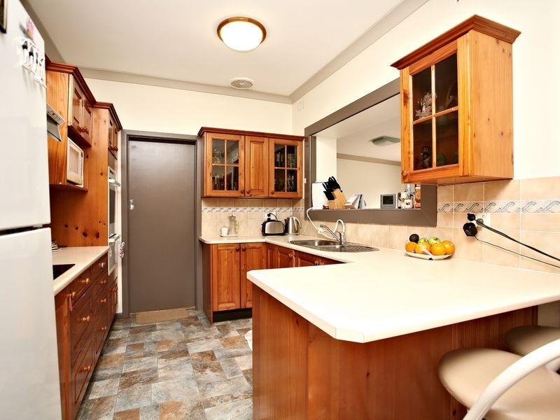 8 Susan Ave, Padstow Heights NSW 2211